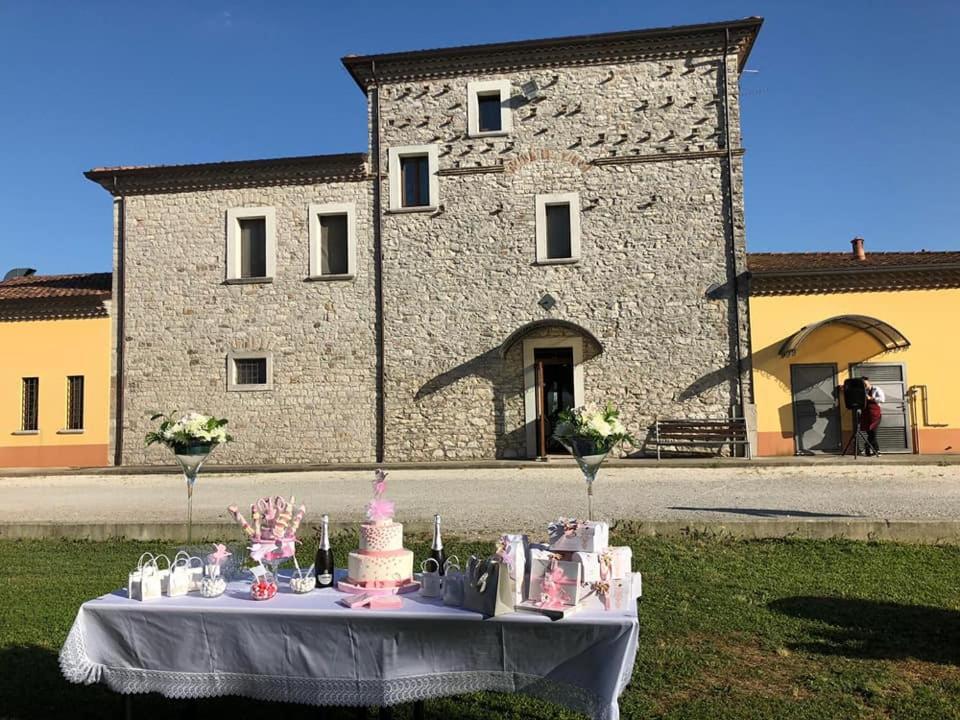 Agriturismo La Vecchia Cascina Di Paolo & Belinda Villa Pietrelcina Exterior photo